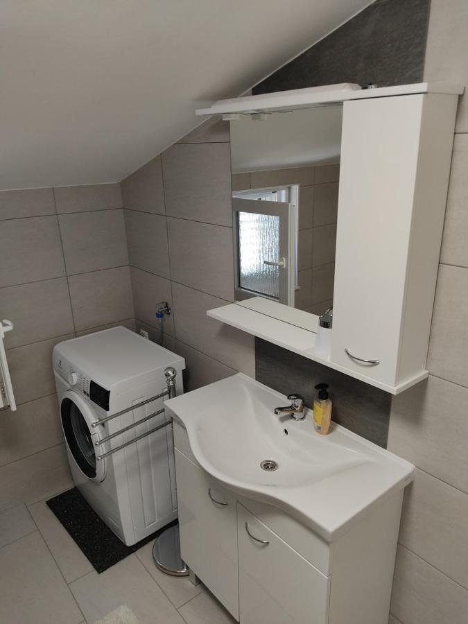 Apartman Meri Maslenica Appartement Buitenkant foto